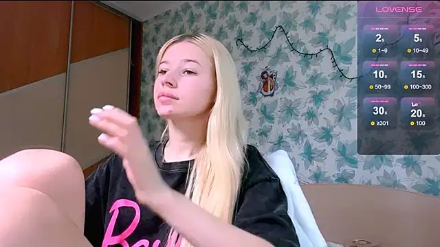 Barbie Blondie online show from 14, 4, 2026