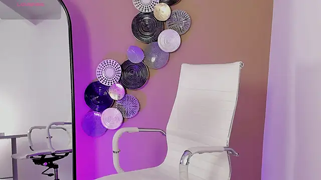 Snapshot of luna_cute__ chatting on 17, 12, 2025 luna cute online show from 17, 12, 2025