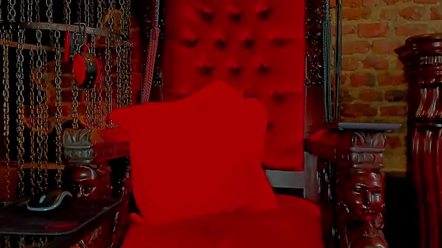 Snapshot of MoniqueResse chatting on 14, 1, 2026 MoniqueResse online show from 14, 1, 2026