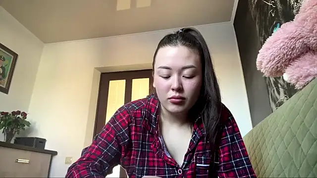 CurietHana1 online show from 9, 1, 2026