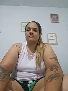 LoreinnFox online show from 2, 6, 2026