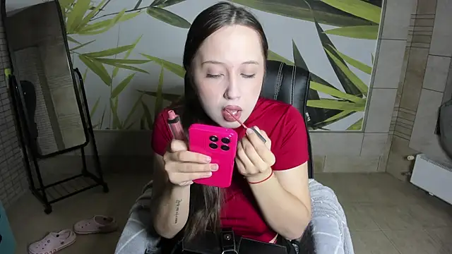 Snapshot of Carolina-sky chatting on 15, 12, 2025 Carolina-sky online show from 15, 12, 2025