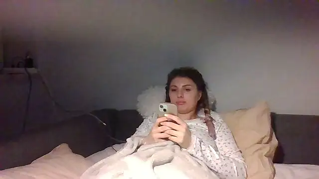 Devil Maiden online show from 12, 3, 2026