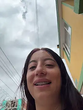 Mia fiire online show from 10, 4, 2026