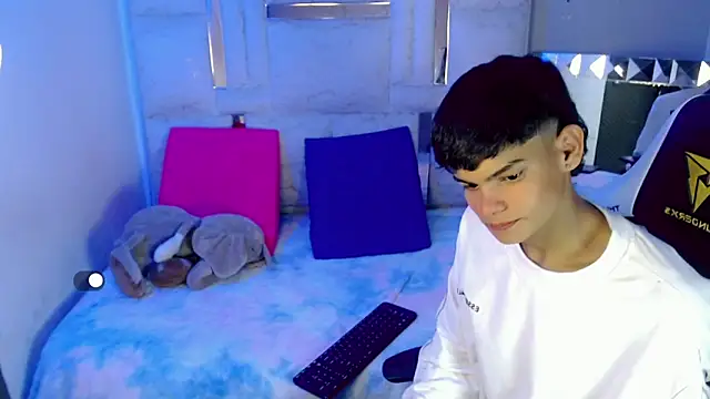 Snapshot of Lil_babyyy_ chatting on 21, 2, 2026 Lil babyyy online show from 21, 2, 2026
