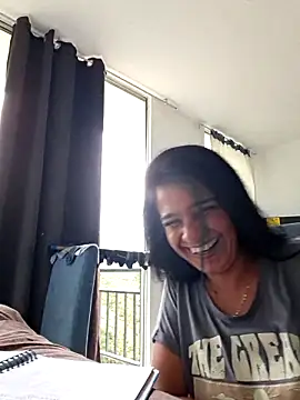 sweetCatallina online show from 9, 3, 2026