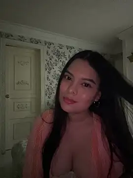 Snapshot of sweet_ruby_ chatting on 8, 5, 2026 sweet ruby online show from 8, 5, 2026