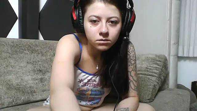 GabriellaManhas online show from 18, 1, 2026