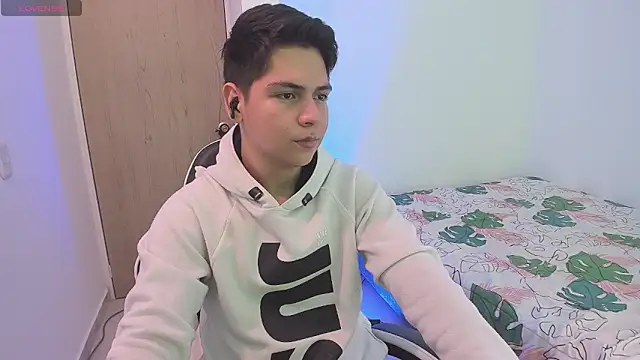 Snapshot of Asta_YunoXXX chatting on 15, 2, 2026 Asta YunoXXX online show from 15, 2, 2026