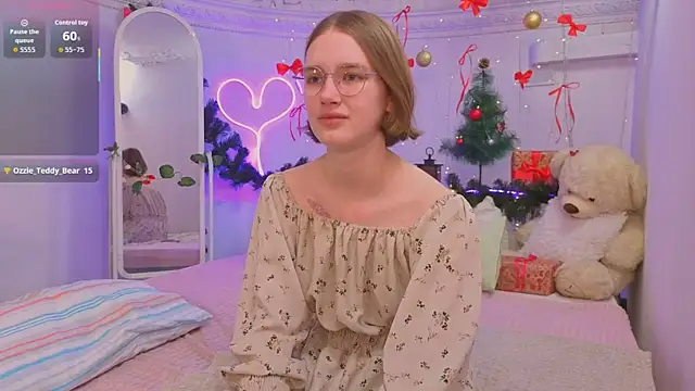 Mia Mooore online show from 7, 1, 2026