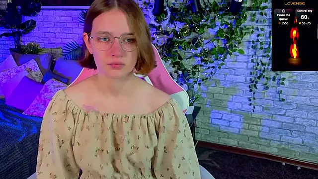 Mia Mooore online show from 18, 1, 2026