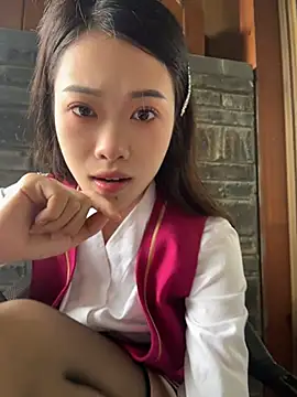 Snapshot of youyou-baby999 chatting on 25, 6, 2026 youyou-baby999 online show from 25, 6, 2026