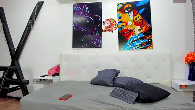 Snapshot of lucy_78_sweet chatting on 17, 12, 2025 lucy 78 sweet online show from 17, 12, 2025