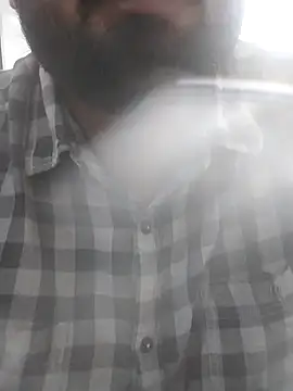 Snapshot of mrwhoti chatting on 1, 12, 2025 mrwhoti online show from 1, 12, 2025