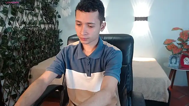 LucassSmith11 online show from 11, 1, 2026