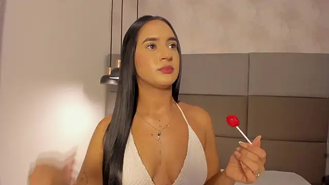 Emily luve online show from 8, 1, 2026