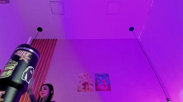 Valerykat  online show from 4, 3, 2026