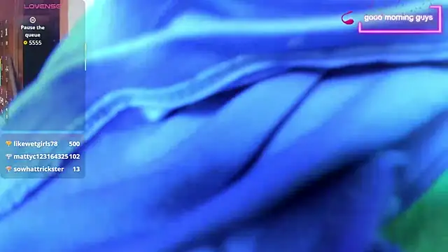 Snapshot of AnitaDuque chatting on 23, 12, 2025 AnitaDuque online show from 23, 12, 2025