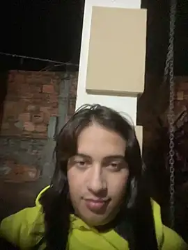 larysinha online show from 3, 5, 2026
