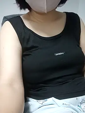 Snapshot of miniiceyya chatting on 12, 2, 2026 miniiceyya online show from 12, 2, 2026