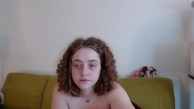Snapshot of DeliaBlew chatting on 31, 5, 2026 DeliaBlew online show from 31, 5, 2026