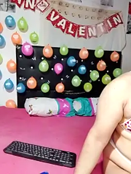 sissy-lover online show from 15, 2, 2026