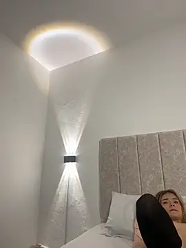 Scarlett Lee1 online show from 3, 12, 2025