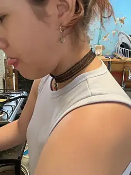 Snapshot of dakota021 chatting on 6, 2, 2026 dakota021 online show from 6, 2, 2026