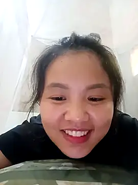 Snapshot of Pretty-haert chatting on 6, 4, 2026 Pretty-haert online show from 6, 4, 2026