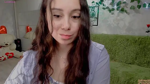 AlinaEleven online show from 18, 6, 2026