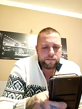 Snapshot of Chiemsee610 chatting on 2, 12, 2025 Chiemsee610 online show from 2, 12, 2025