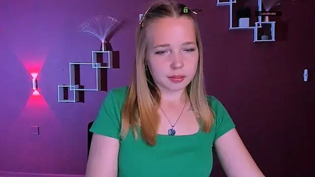 Snapshot of teya_starling chatting on 11, 5, 2026 teya starling online show from 11, 5, 2026