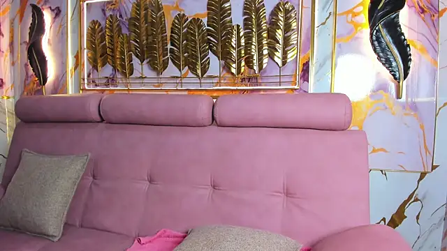 Snapshot of GoldenMusee_ chatting on 22, 12, 2025 GoldenMusee online show from 22, 12, 2025