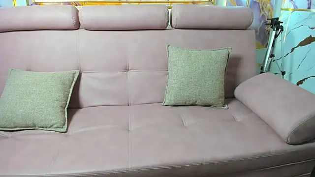 Snapshot of GoldenMusee_ chatting on 15, 1, 2026 GoldenMusee online show from 15, 1, 2026