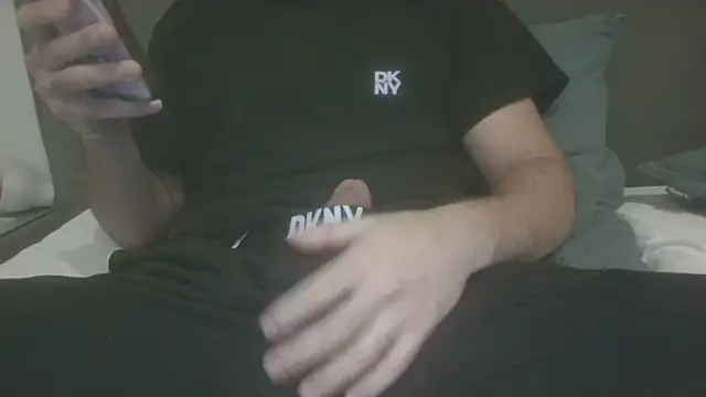 Snapshot of userre08 chatting on 15, 12, 2025 userre08 online show from 15, 12, 2025