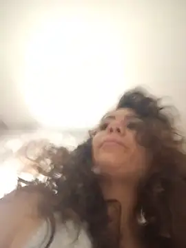 SiennaLuxexx online show from 19, 6, 2026