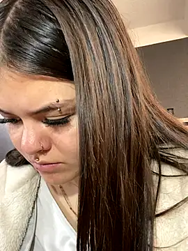 Snapshot of Camila_Duarte2 chatting on 18, 12, 2025 Camila Duarte2 online show from 18, 12, 2025