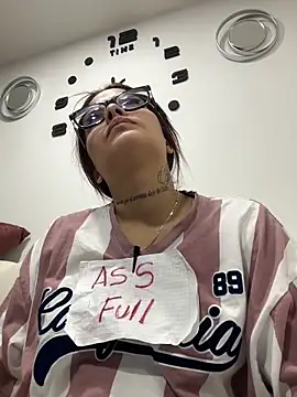 Snapshot of Slut_Dirty_Nastyy chatting on 27, 3, 2026 Slut Dirty Nastyy online show from 27, 3, 2026