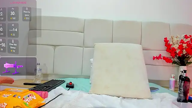 MajoLinares online show from 19, 2, 2026