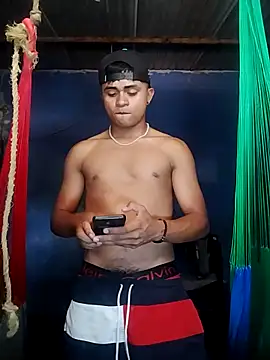 Snapshot of youngboypiss chatting on 15, 2, 2026 youngboypiss online show from 15, 2, 2026