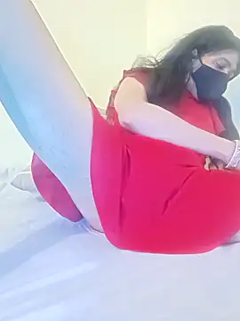 Lovely Ladyboy star online show from 11, 4, 2026