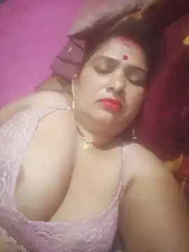 Your-shreya143 online show from 25, 5, 2026