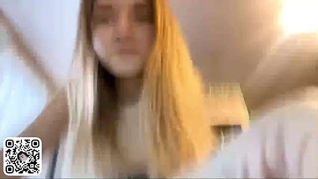 AveryBerkson online show from 3, 12, 2025