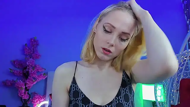 Gina Gina love online show from 4, 2, 2026