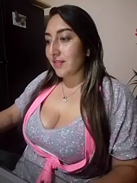 Snapshot of Valeria_montana_ chatting on 2, 2, 2026 Valeria montana online show from 2, 2, 2026