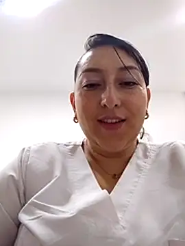 Snapshot of Valeria_montana_ chatting on 24, 2, 2026 Valeria montana online show from 24, 2, 2026