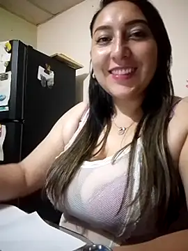 Snapshot of Valeria_montana_ chatting on 10, 3, 2026 Valeria montana online show from 10, 3, 2026