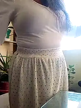 Snapshot of Valeria_montana_ chatting on 4, 4, 2026 Valeria montana online show from 4, 4, 2026