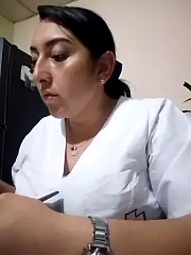 Snapshot of Valeria_montana_ chatting on 9, 4, 2026 Valeria montana online show from 9, 4, 2026