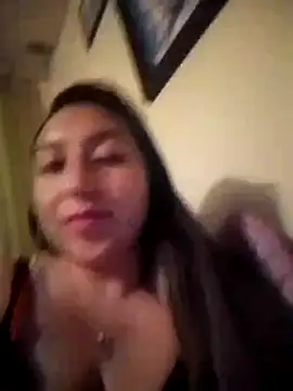 Snapshot of Valeria_montana_ chatting on 11, 4, 2026 Valeria montana online show from 11, 4, 2026